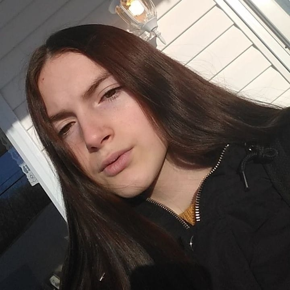 Meet your Posher, Christina